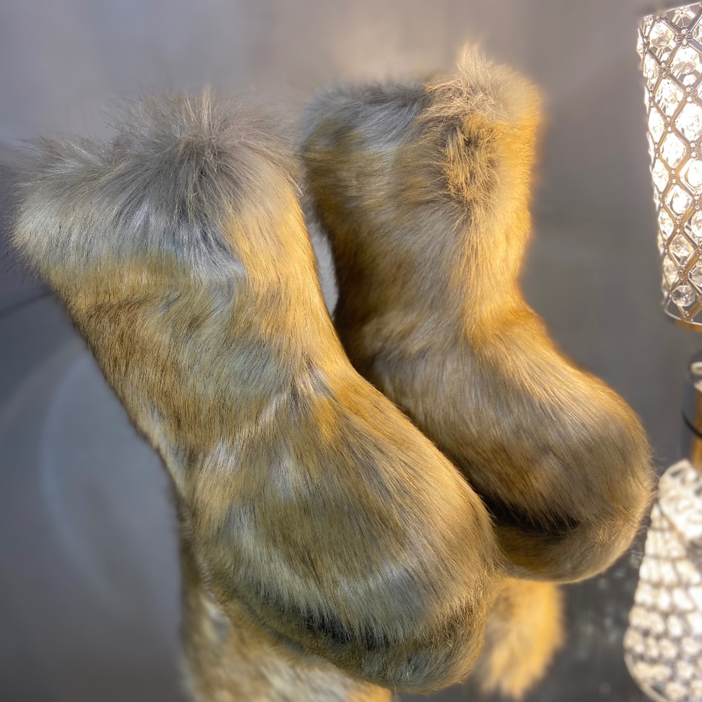 Sandy Faux Fur Boots